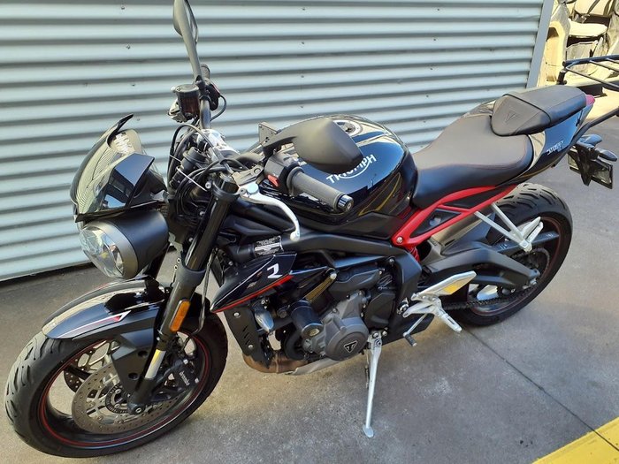 2019 Triumph Street Triple R 765 Street Triple Black