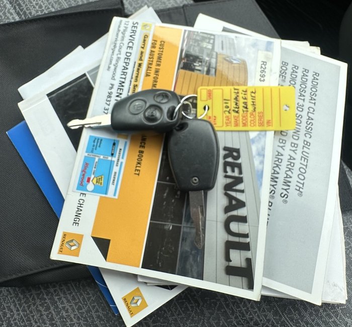 2011 Renault Trafic 2.0 DCI LWB