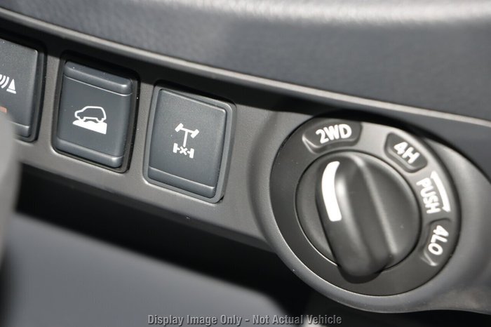 2025 Nissan Navara PRO-4X