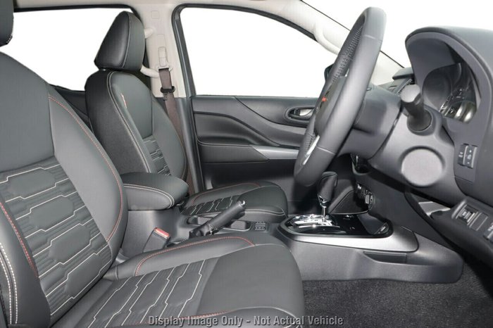 2025 Nissan Navara PRO-4X