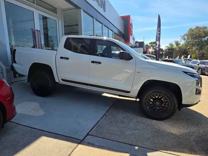 2026 Nissan Navara SL