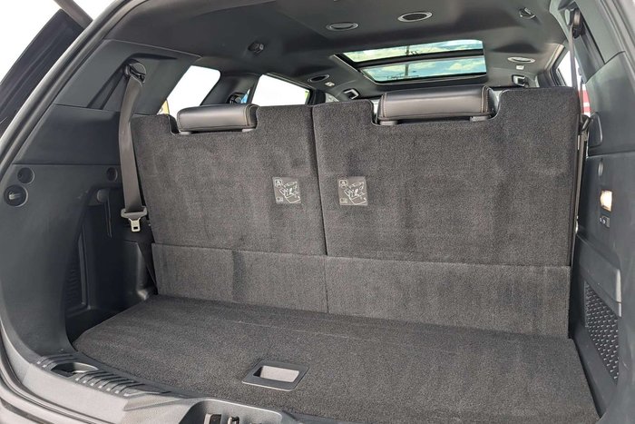 2023 Ford Everest Platinum