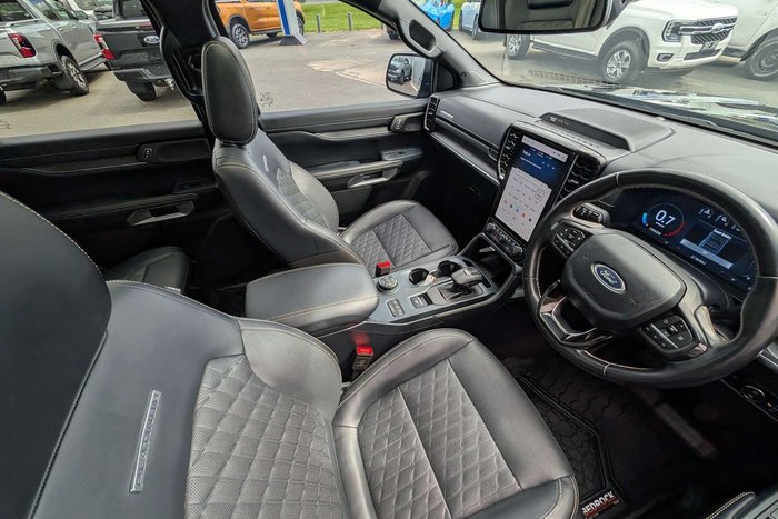 2023 Ford Everest Platinum