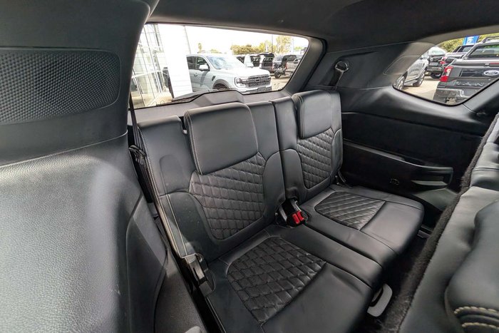 2023 Ford Everest Platinum