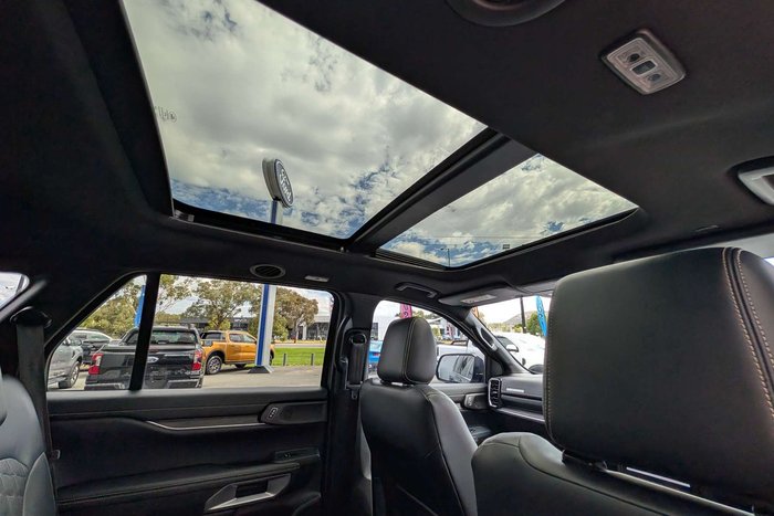 2023 Ford Everest Platinum