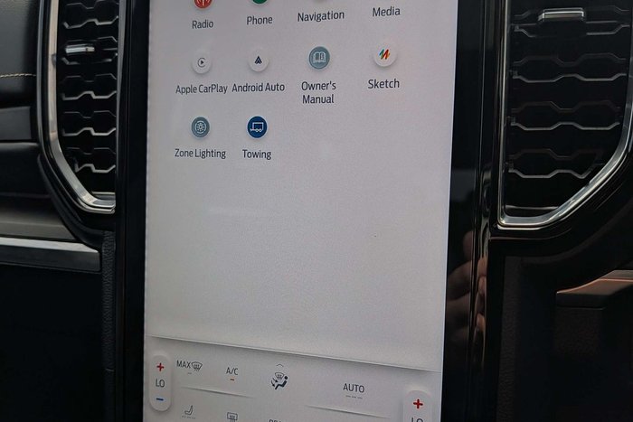 2023 Ford Everest Platinum
