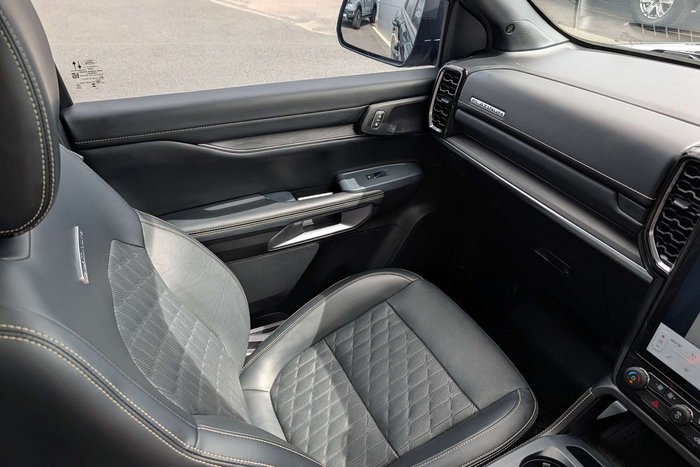 2023 Ford Everest Platinum