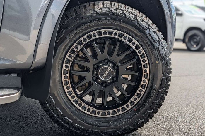 2023 Ford Everest Platinum