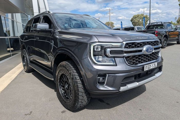 2023 Ford Everest Platinum