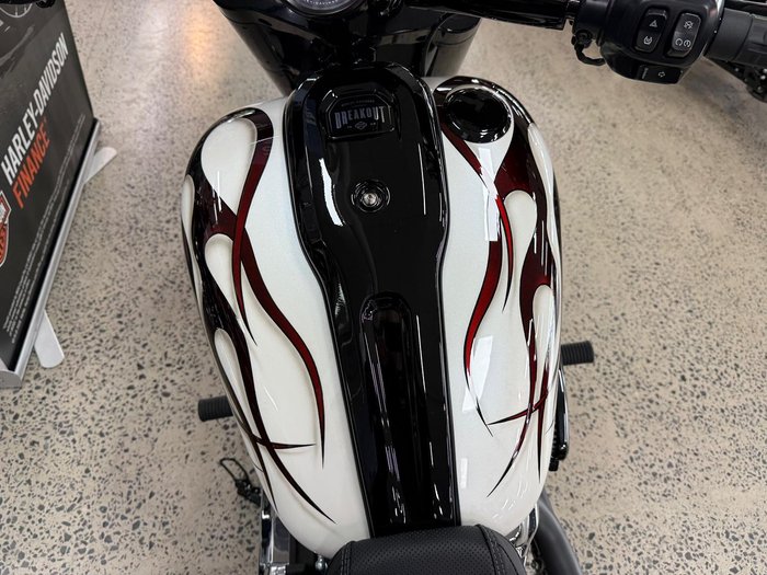 2025 Harley-Davidson Breakout 117 (FXBR) Softail White