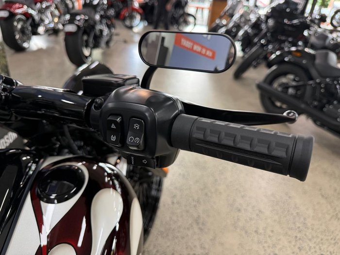 2025 Harley-Davidson Breakout 117 (FXBR) Softail White