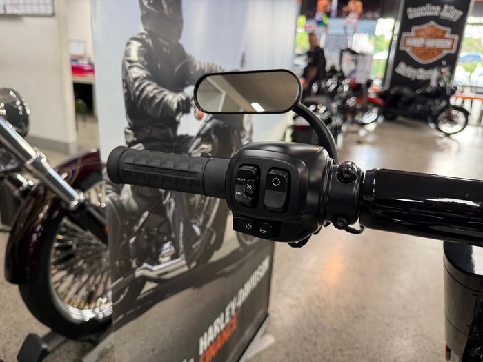 2025 Harley-Davidson Breakout 117 (FXBR) Softail White