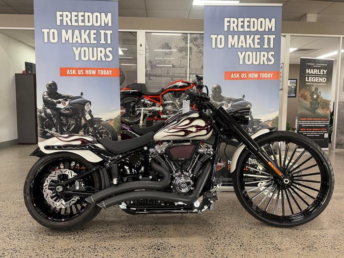2025 Harley-Davidson Breakout 117 (FXBR) Softail White