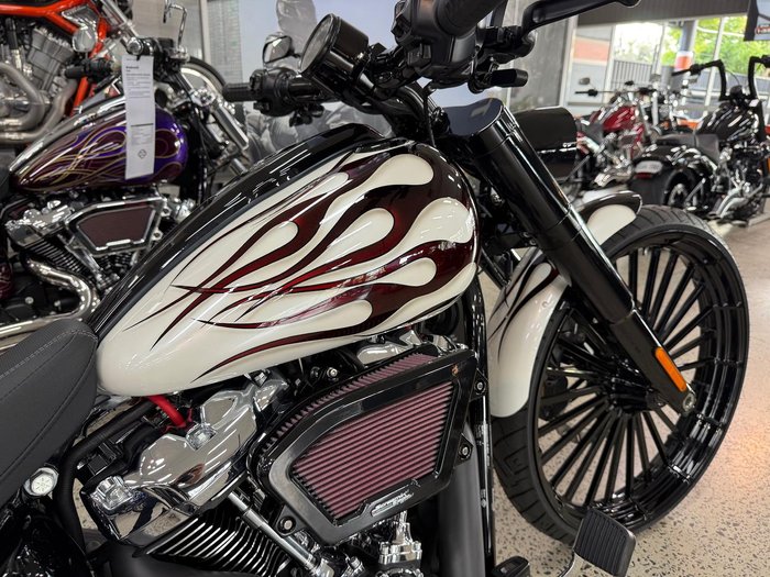 2025 Harley-Davidson Breakout 117 (FXBR) Softail White
