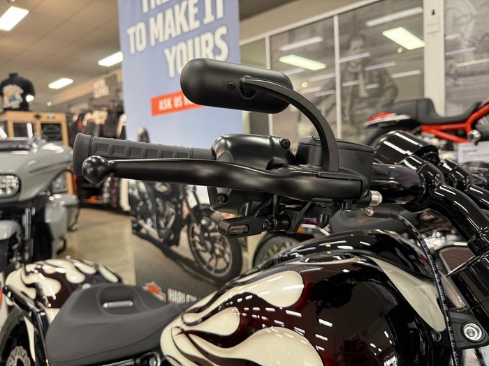 2025 Harley-Davidson Breakout 117 (FXBR) Softail White