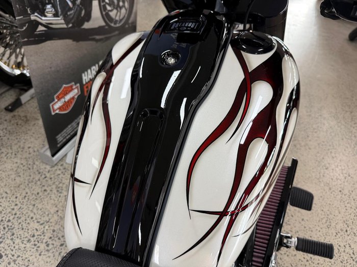 2025 Harley-Davidson Breakout 117 (FXBR) Softail White