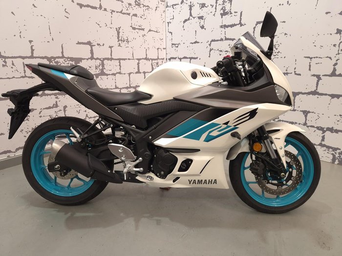 2024 Yamaha YZF-R3 R3 White