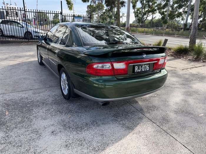 2002 HOLDEN CALAIS VXII GREEN