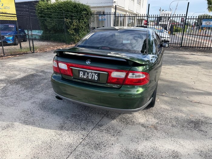 2002 HOLDEN CALAIS VXII GREEN