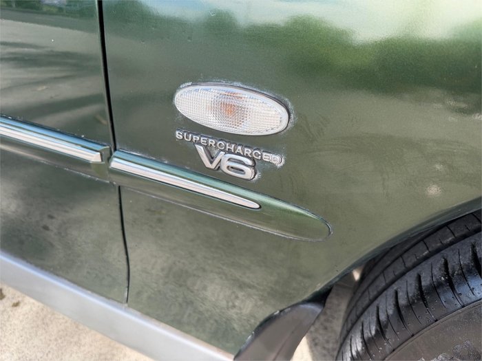 2002 HOLDEN CALAIS VXII GREEN