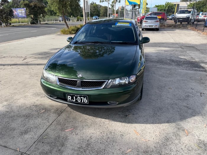 2002 HOLDEN CALAIS VXII GREEN