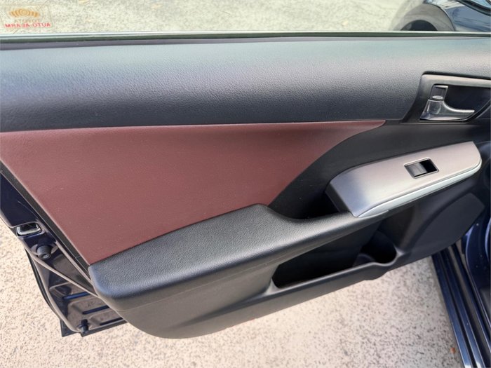 2015 TOYOTA CAMRY ATARA SX