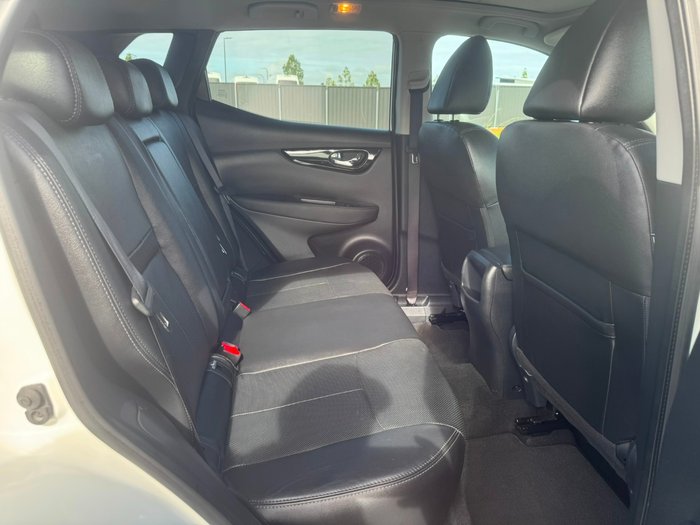 2015 Nissan QASHQAI Ti