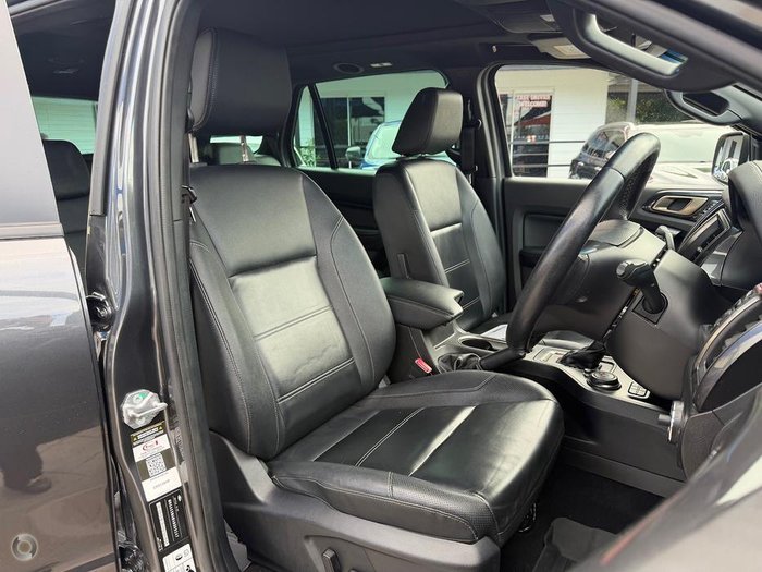 2022 Ford Everest Titanium