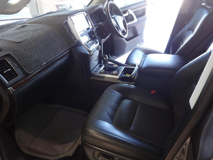 2018 Toyota Landcruiser VX