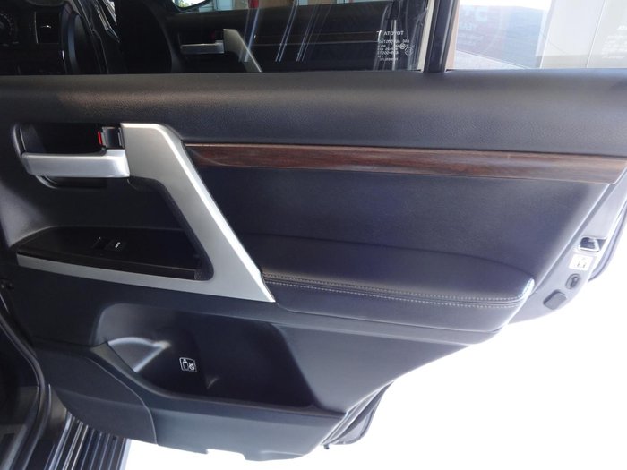 2018 Toyota Landcruiser VX