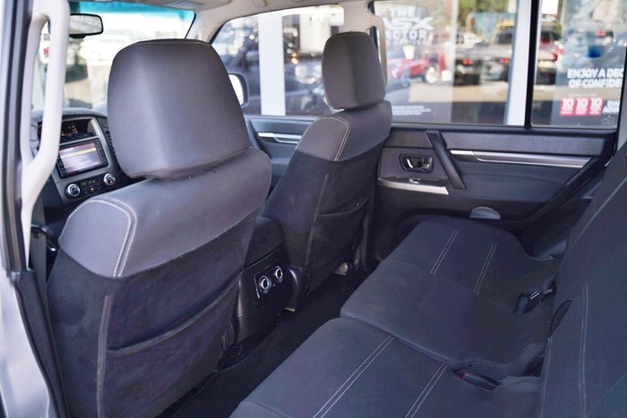 2011 Mitsubishi Pajero 30th Anniversary