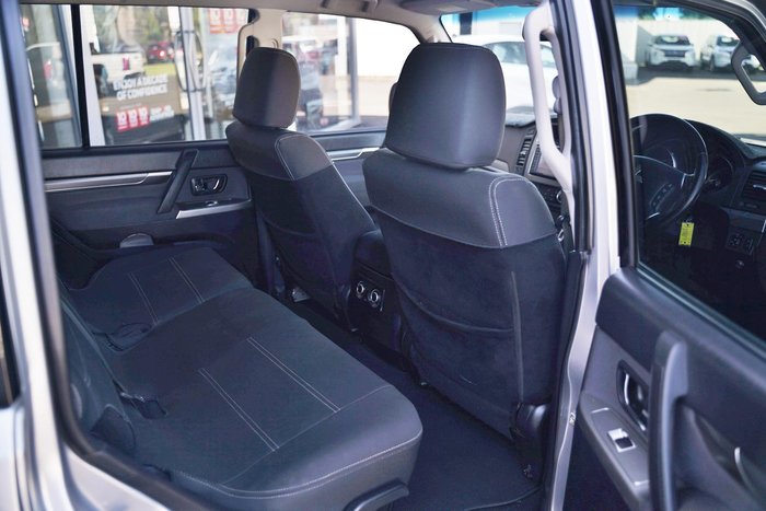 2011 Mitsubishi Pajero 30th Anniversary