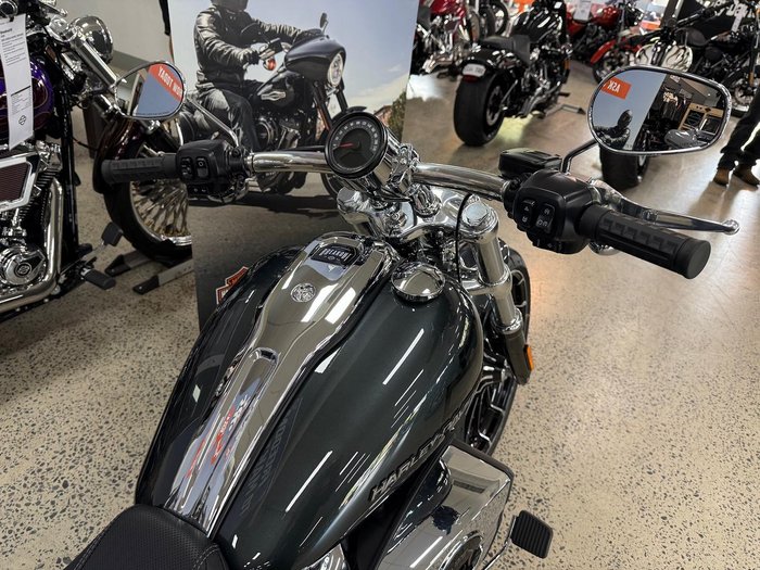 2026 Harley-Davidson Breakout 117 (FXBR) Softail Grey