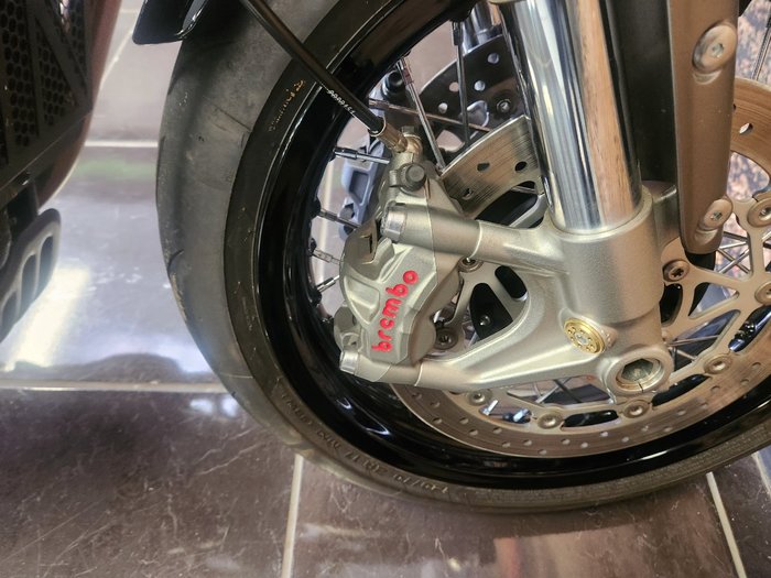 2022 Triumph THRUXTON RS SILVER