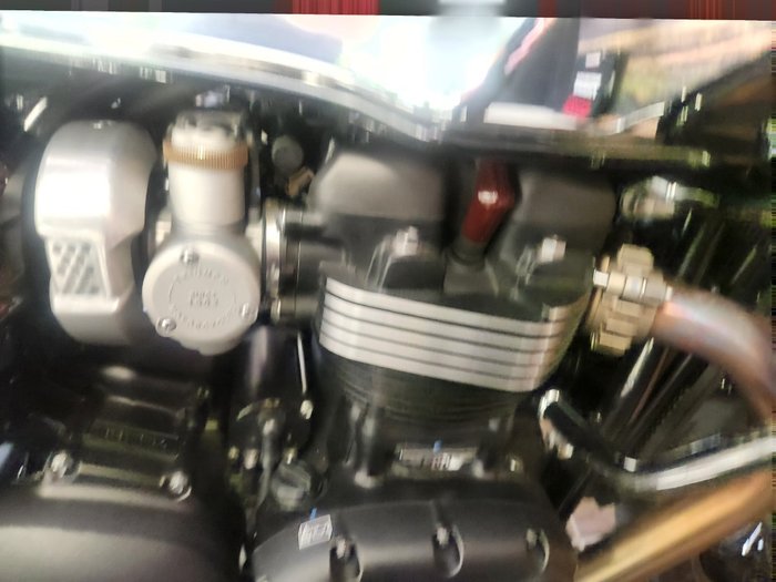 2022 Triumph THRUXTON RS SILVER