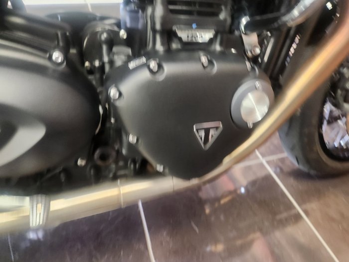 2022 Triumph THRUXTON RS SILVER