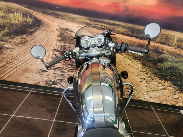 2022 Triumph THRUXTON RS SILVER