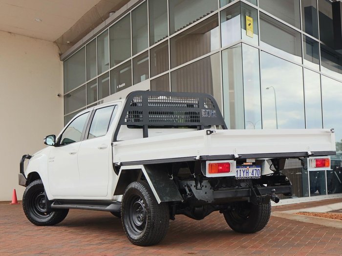 2023 Toyota Hilux SR