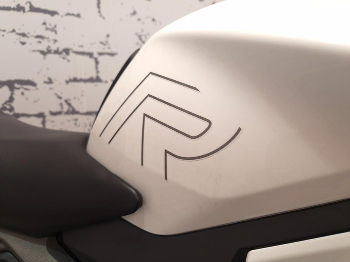 2023 Triumph Street Triple R 765 Street Triple White