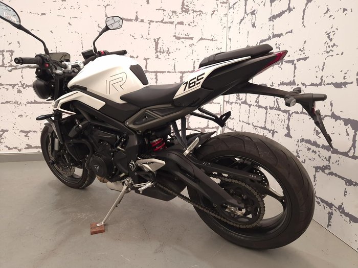 2023 Triumph Street Triple R 765 Street Triple White
