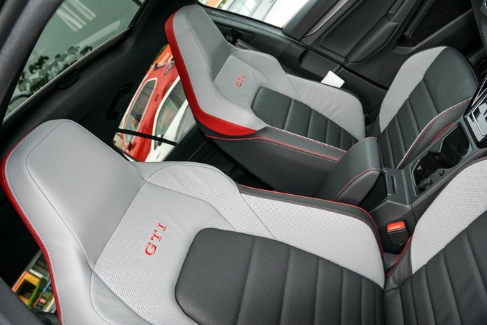 2025 Volkswagen Golf GTI