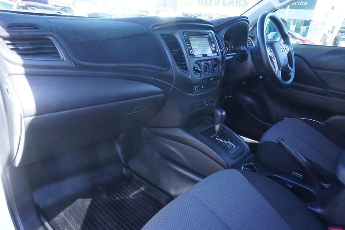 2019 Mitsubishi Triton GLX