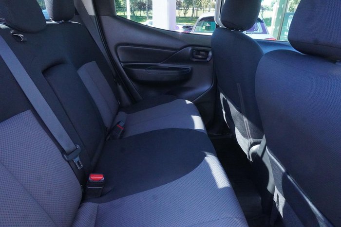 2019 Mitsubishi Triton GLX