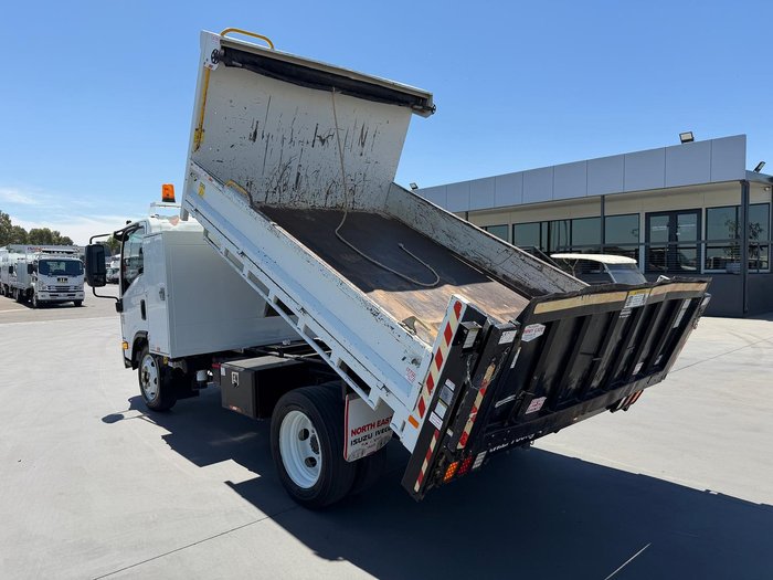 2014 Isuzu N Series NQR 450 Premium