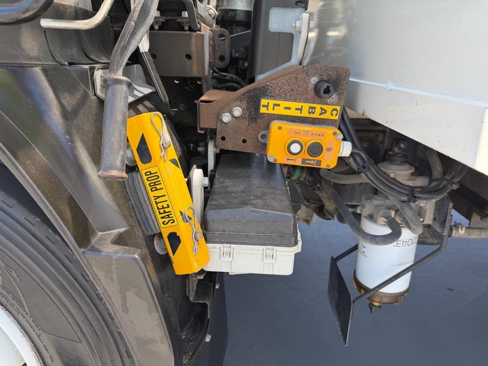 2014 Isuzu N Series NQR 450 Premium