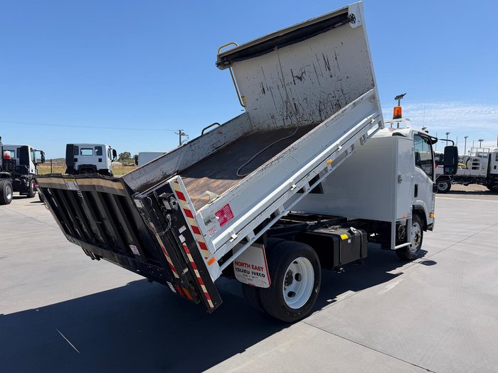 2014 Isuzu N Series NQR 450 Premium