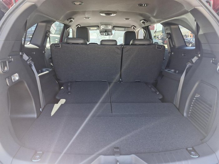 2025 Isuzu MU-X LS-T