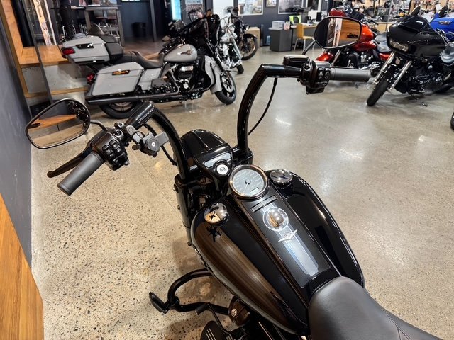 2021 HARLEY-DAVIDSON FLHRXS ROAD KING SPECIAL