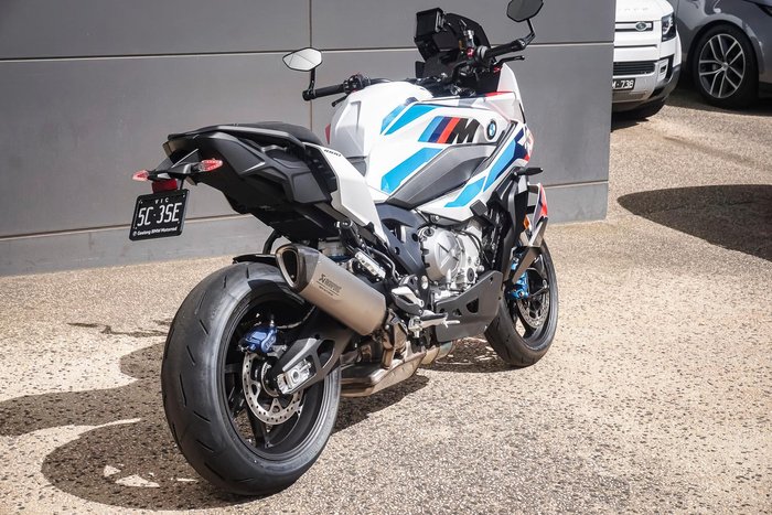 2025 BMW M 1000 XR