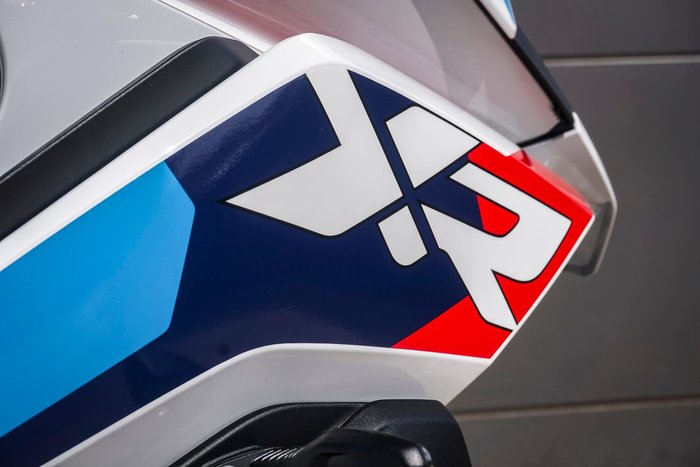 2025 BMW M 1000 XR
